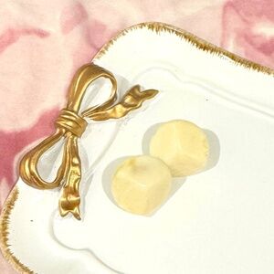 Cream Clip on Earrings